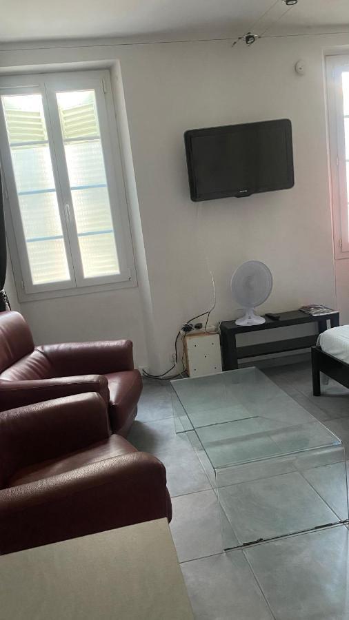 Le Suffren, Ventile ,Wifi, A 100 M De La Plage 土伦 外观 照片